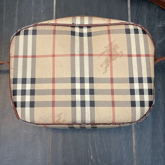 Burberry vintage crossbody - Picture 7 of 8